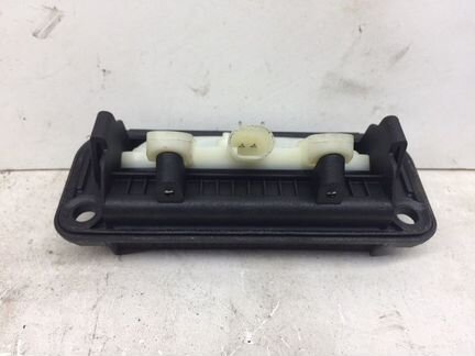 Ручка открытия багажника Mercedes C250 W204 1.8