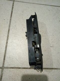 Блок управления стеклоподъемниками передний левый