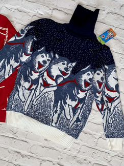 Два свитера