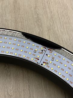 Лампа светодиодная кольцевая